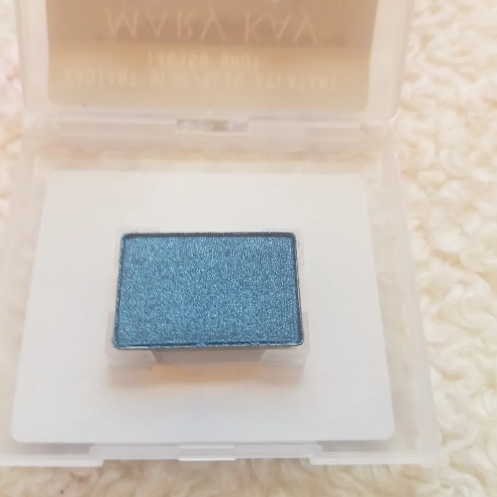 Radiant Blue Mary Kay Mineral Powder Eyeshadow Metal Casing Magnetic Makeup
